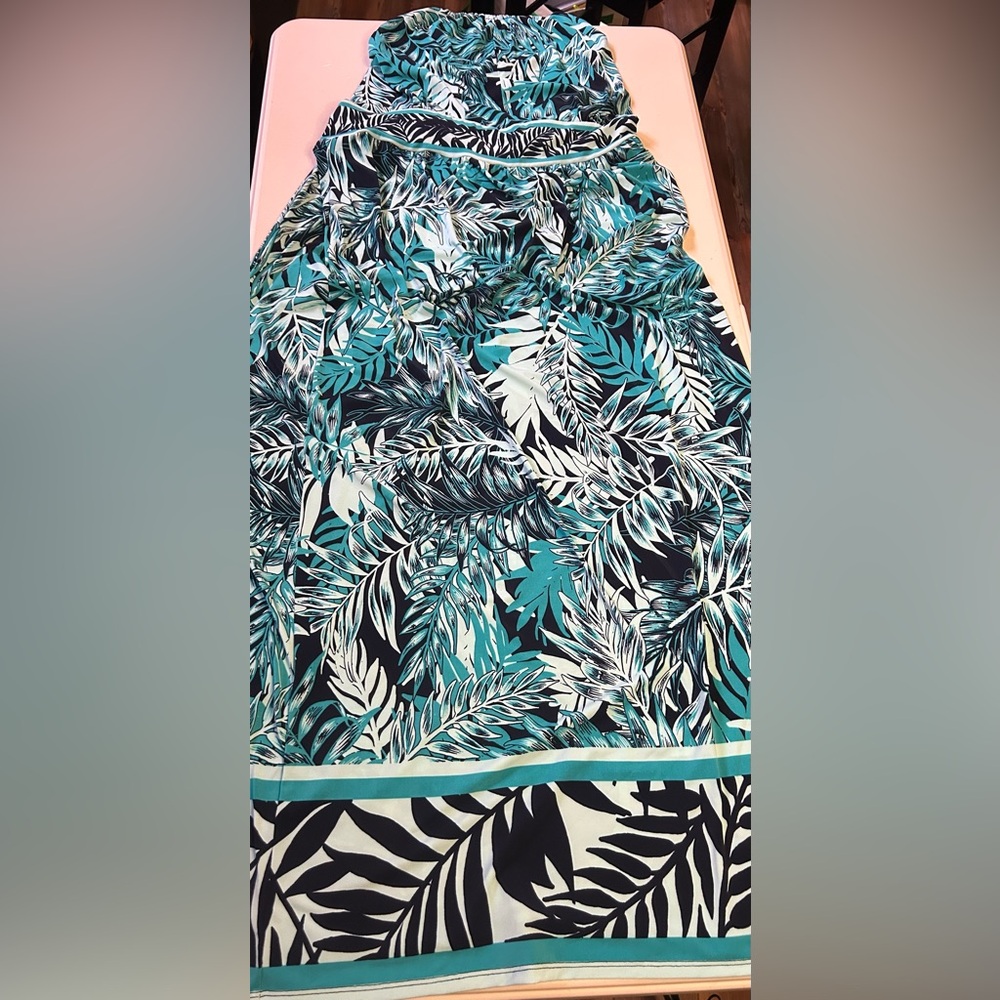 Dress Barn Tropical Leaf Print Maxi Dress